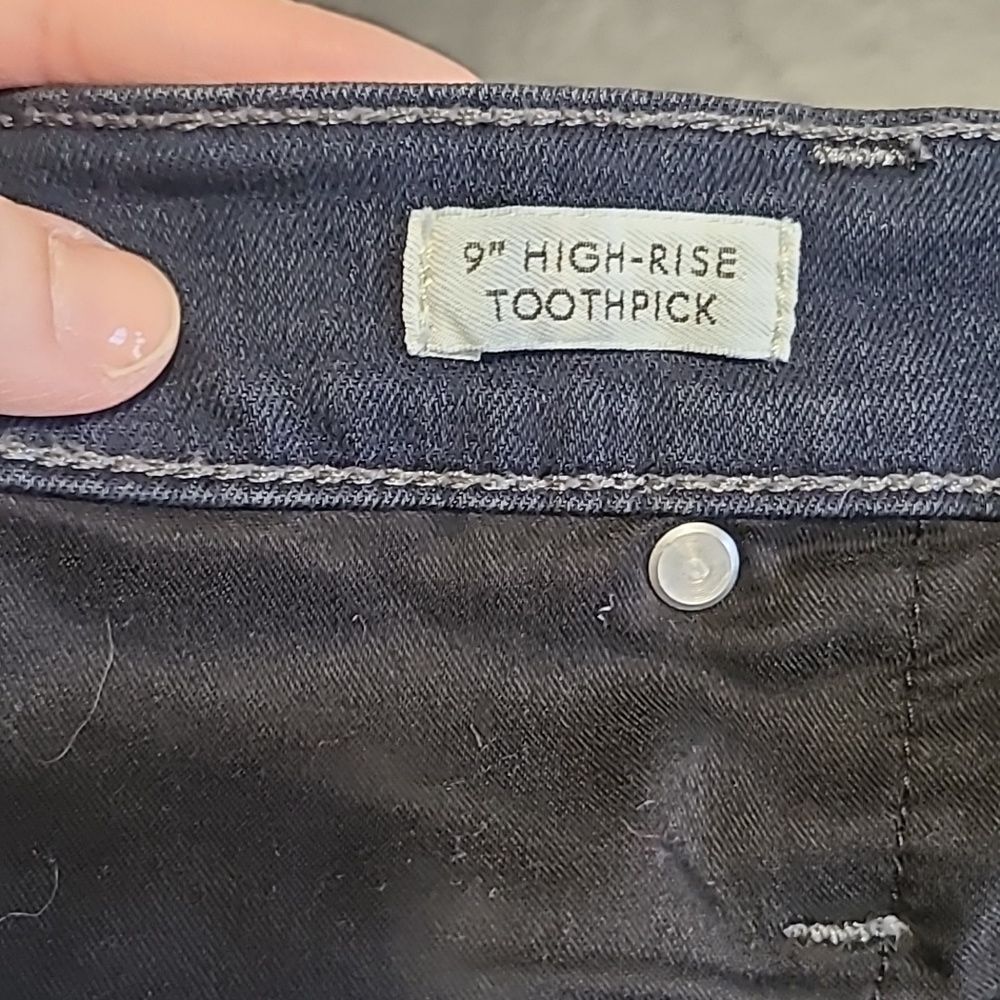 J. Crew Women's 9 in high-rise toothpick skinny jeans size 34 dark wash casual - Picture 6 of 10